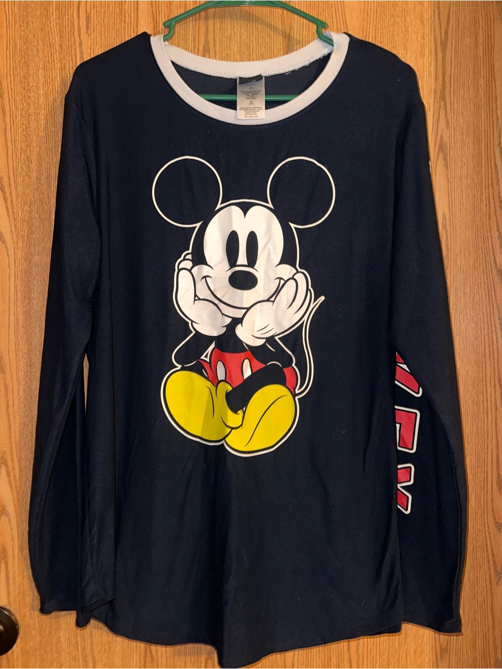 Disney Navy Long-Sleeve Mickey Mouse Graphic Tee